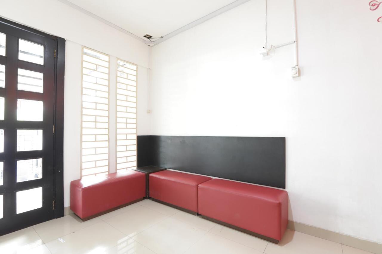 Oyo 345 Wynne Residence Jakarta Kültér fotó