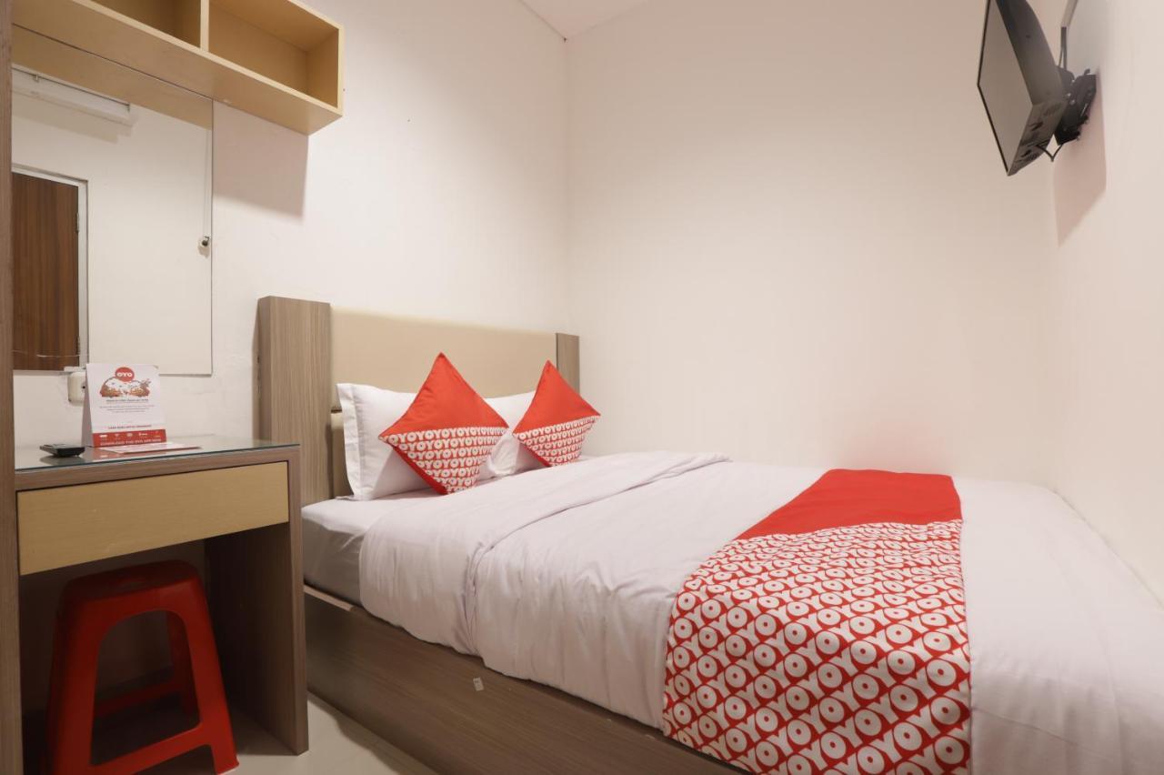 Oyo 345 Wynne Residence Jakarta Kültér fotó