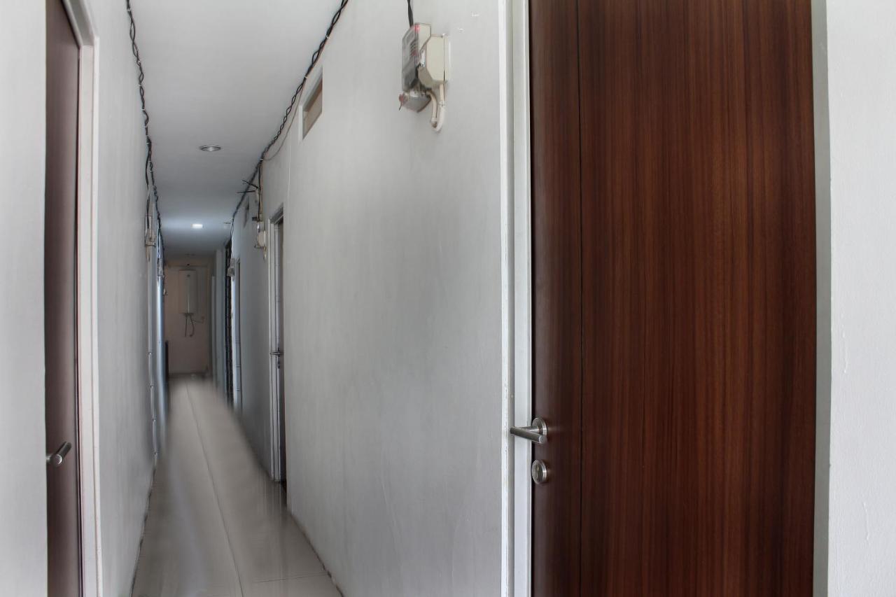 Oyo 345 Wynne Residence Jakarta Kültér fotó